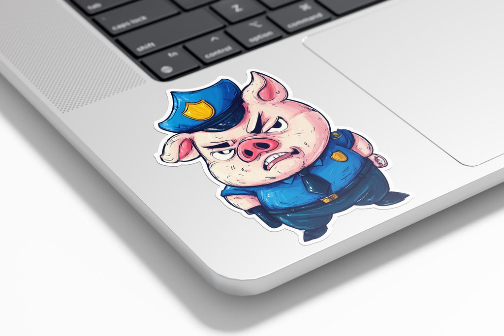 Sticker cochon policier en colère – Autocollant humour satirique en vinyle résistant eau & UV – Style cartoon engagé