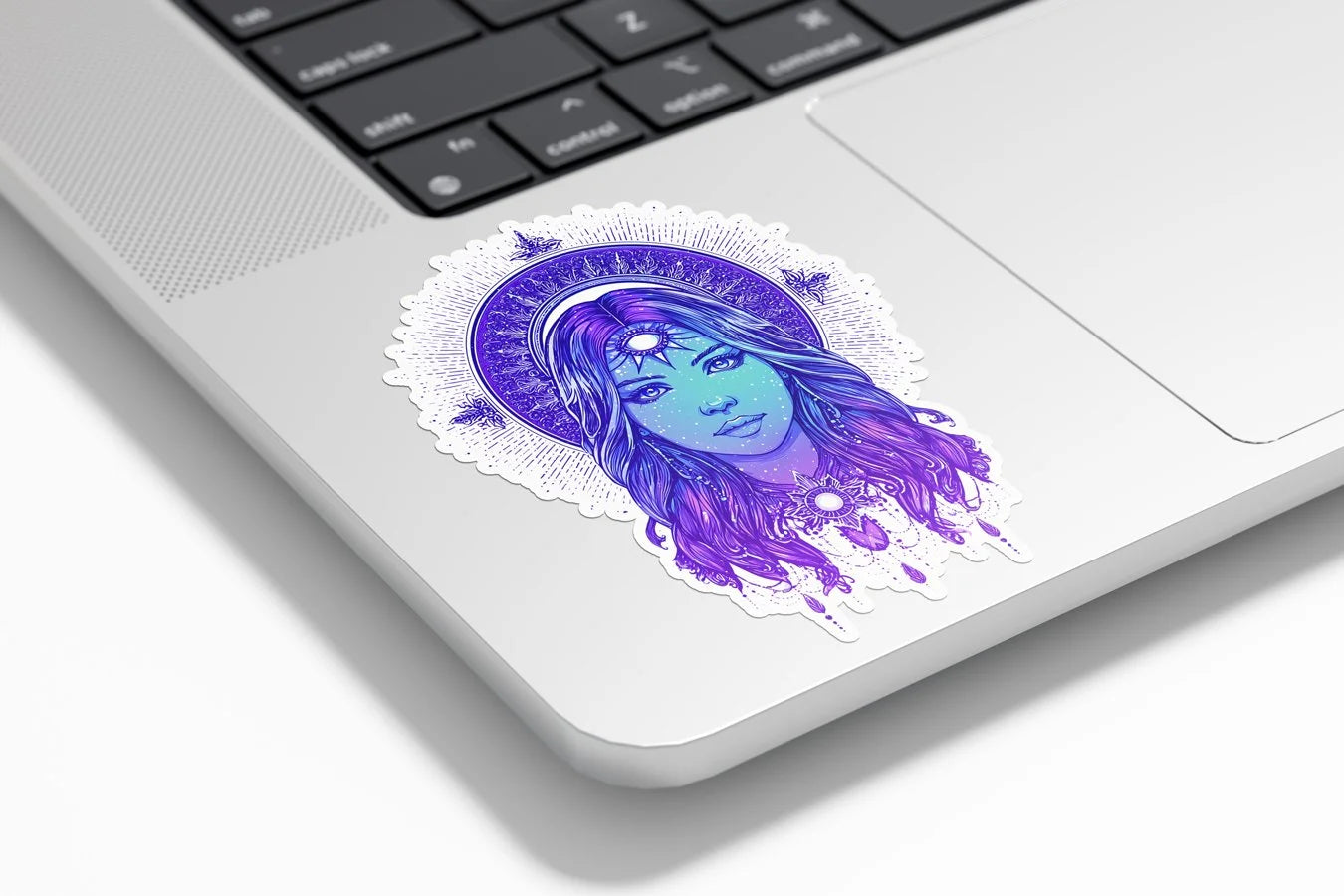 Sticker Déesse Cosmique – Illustration Spirituelle Psychédélique en Vinyle Résistant (Eau & UV)