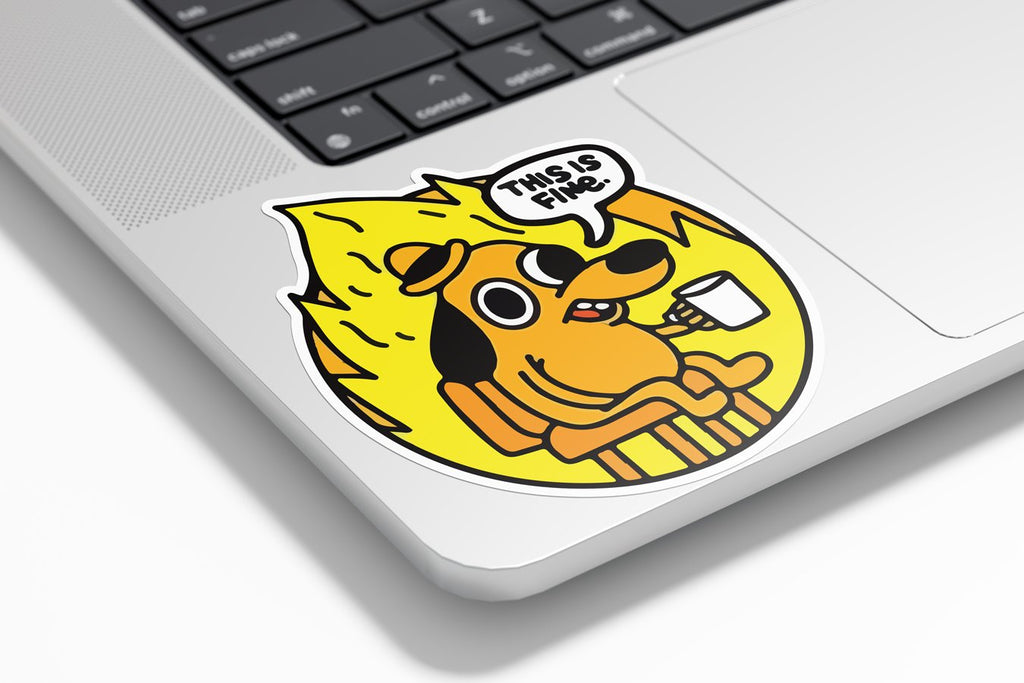 Stickers Vinyle "This is Fine" - Autocollant Chien Mème, Résistant Eau & UV, Découpé à la Forme