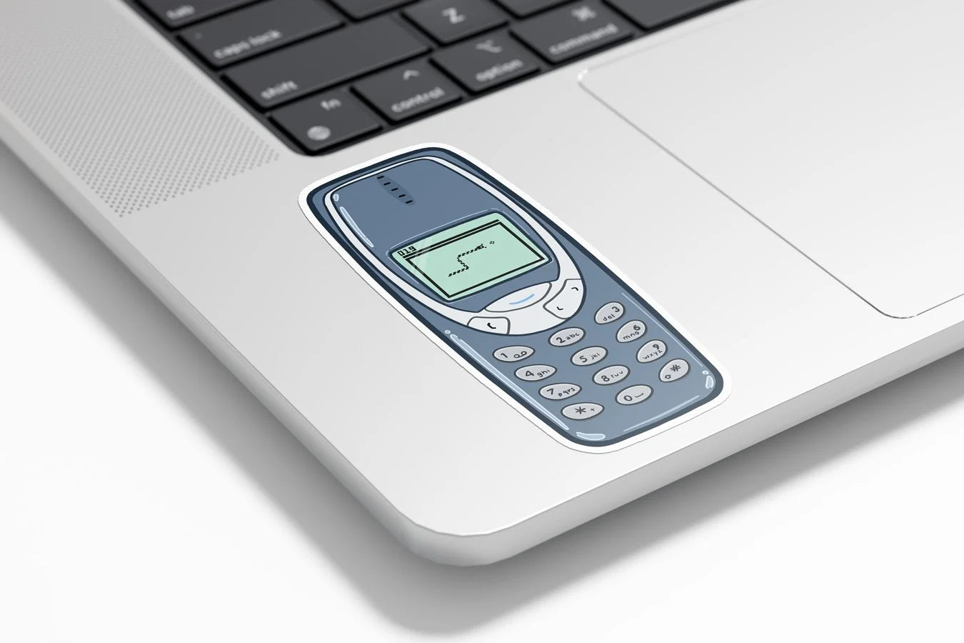 Sticker Téléphone Rétro Iconique 3310 – Jeu du Serpent Pixel – Vinyle Résistant Eau & UV – Découpé à la Forme